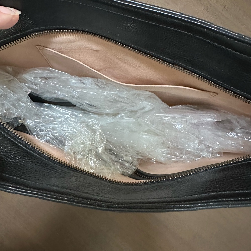 Medium Matelassé GG Marmont Chain Tote. Authentic. Black w/ gold hardware. - Picture 5 of 5